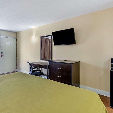 Econo Lodge Civic Center Roanoke Ngoại thất bức ảnh