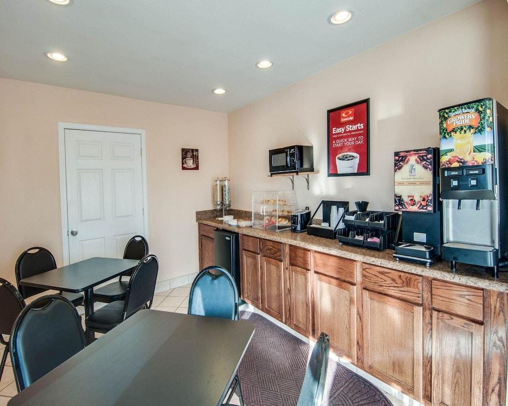 Econo Lodge Civic Center Roanoke Ngoại thất bức ảnh