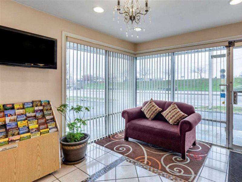 Econo Lodge Civic Center Roanoke Ngoại thất bức ảnh